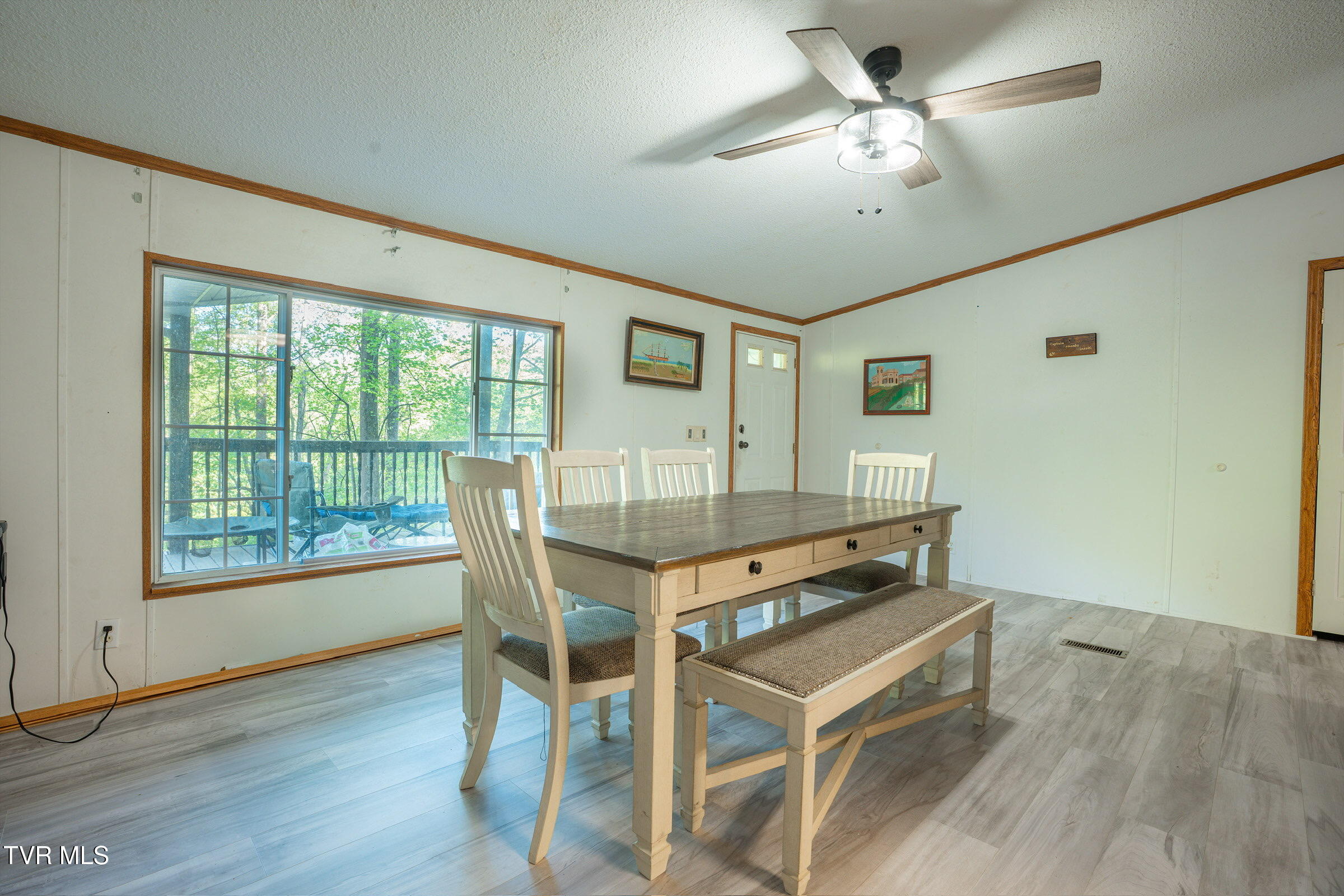 100 Edwards Ridge Road Erwin, TN 37650 - Photo 7 of 20 Dining room