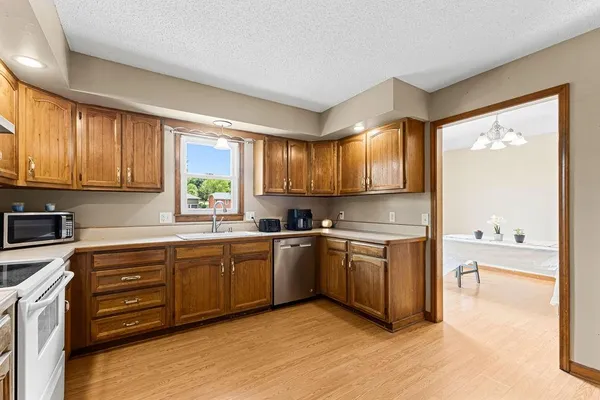 $259,900 | 4325 Miller Road, St. Joseph, MO 64505