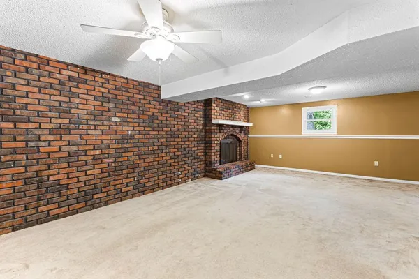 $259,900 | 4325 Miller Road, St. Joseph, MO 64505