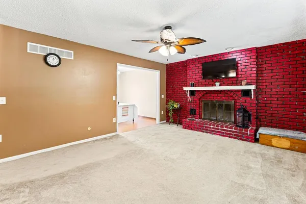 $259,900 | 4325 Miller Road, St. Joseph, MO 64505