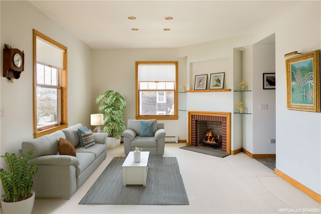 16 Plimpton Road Westerly, RI 02891 - Photo 4 of 18