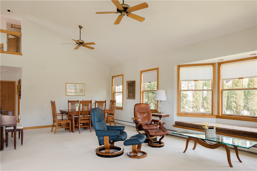 16 Plimpton Road Westerly, RI 02891 - Photo 5 of 18