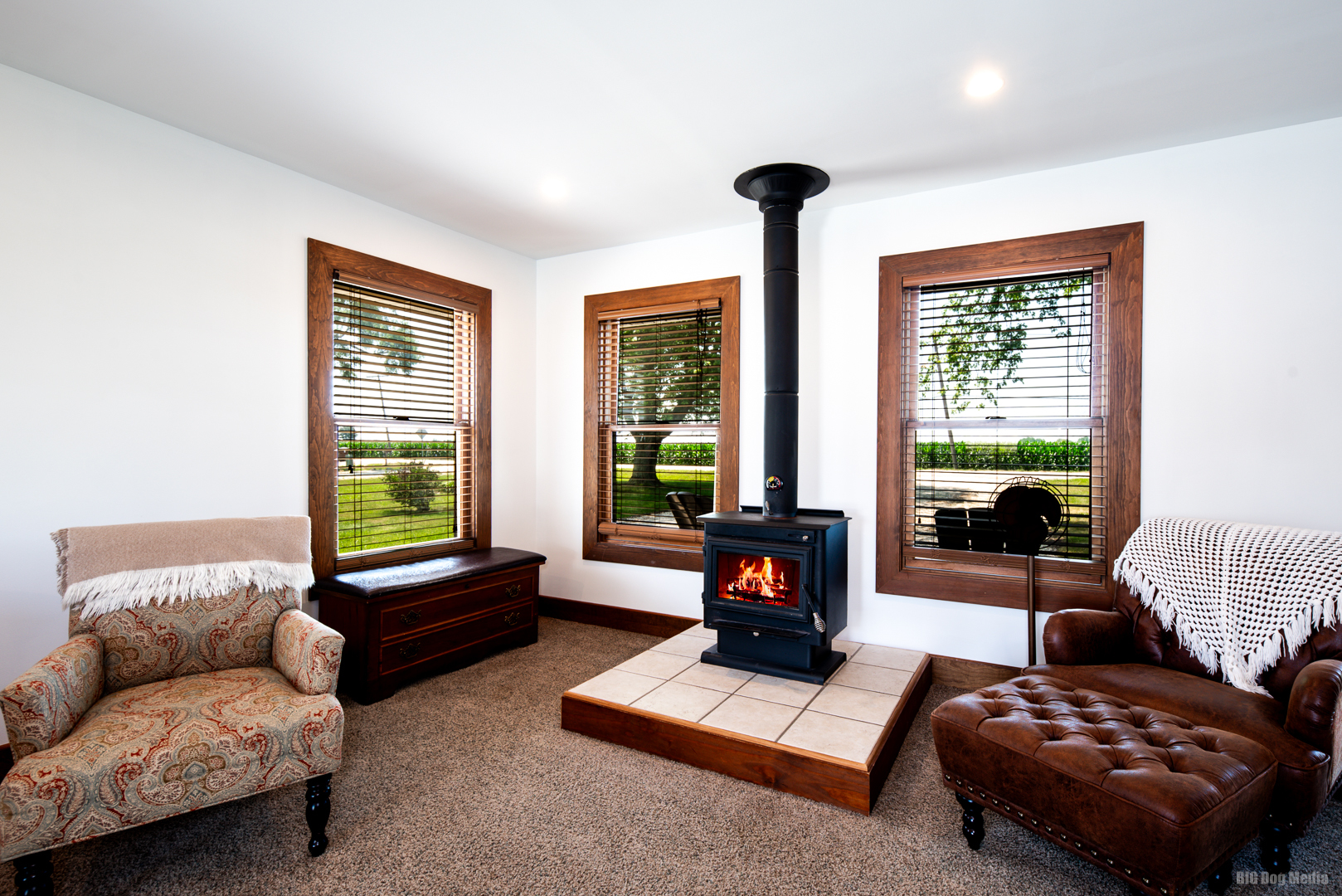 1921 West 2000S Road Kankakee, IL 60901 - Photo 6 of 37 a living room with furniture and a large window