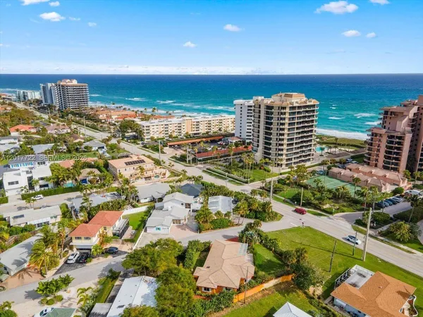 $2,000,000 | Xxxx Neptune Road, Juno Beach, FL 33408