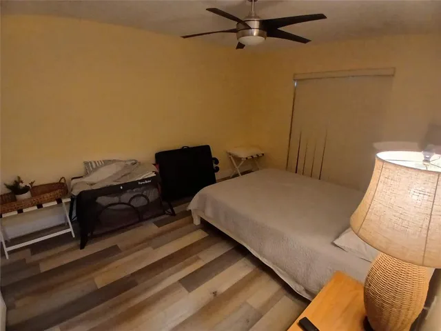 $4,900 | 4131 Center Gate Boulevard, Sarasota, FL 34233