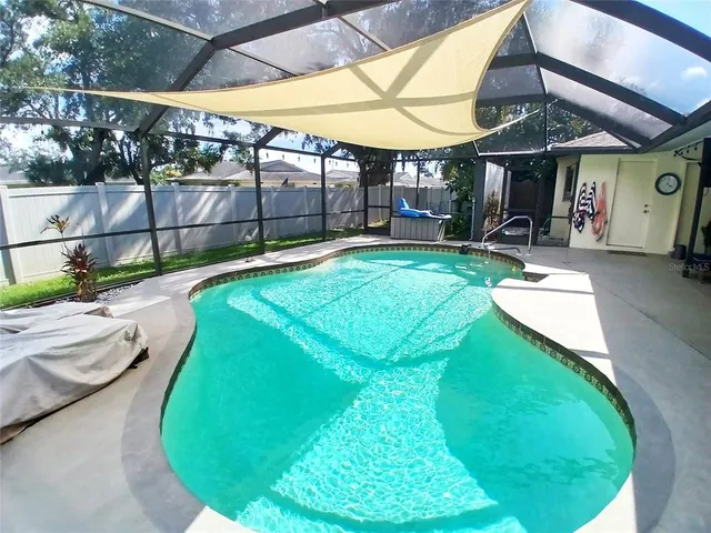 $4,900 | 4131 Center Gate Boulevard, Sarasota, FL 34233