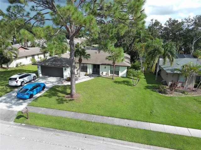 $4,900 | 4131 Center Gate Boulevard, Sarasota, FL 34233