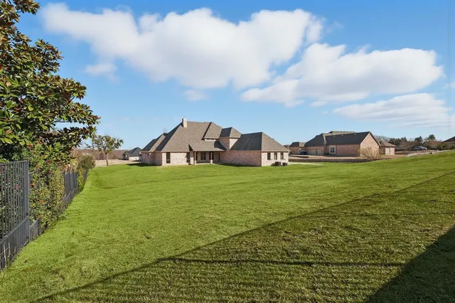 $1,199,900 | 309 Stoney Creek Boulevard, Sunnyvale, TX 75182