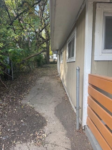 1340 South Emery Street Independence, MO 64055 - Photo 2 of 15