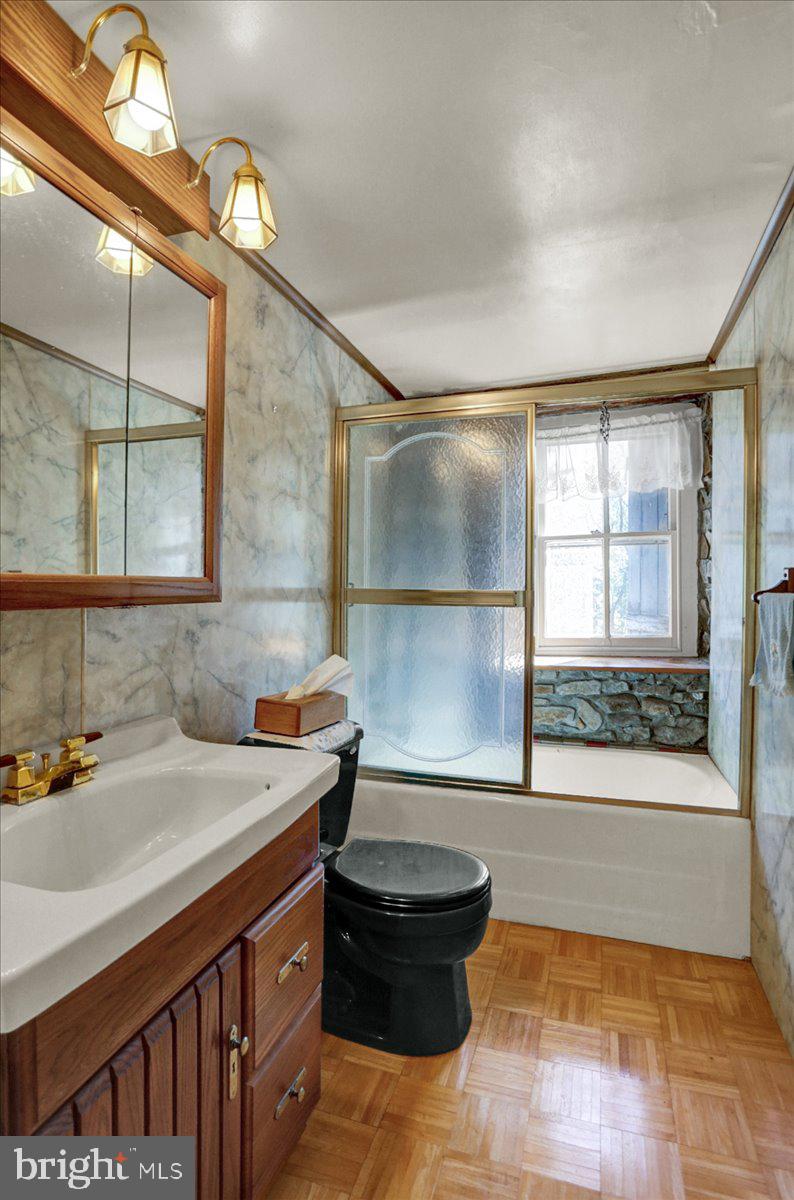 535 Snyder Road Perkiomenville, PA 18074 - Photo 35 of 54 Master bath