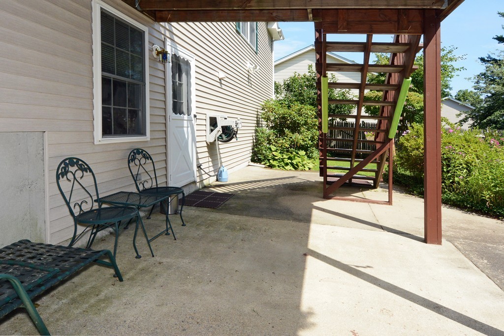 2 Allison Road, Unit 1B Northborough, MA 01532 - Photo 5 of 30 Gallery Image 5