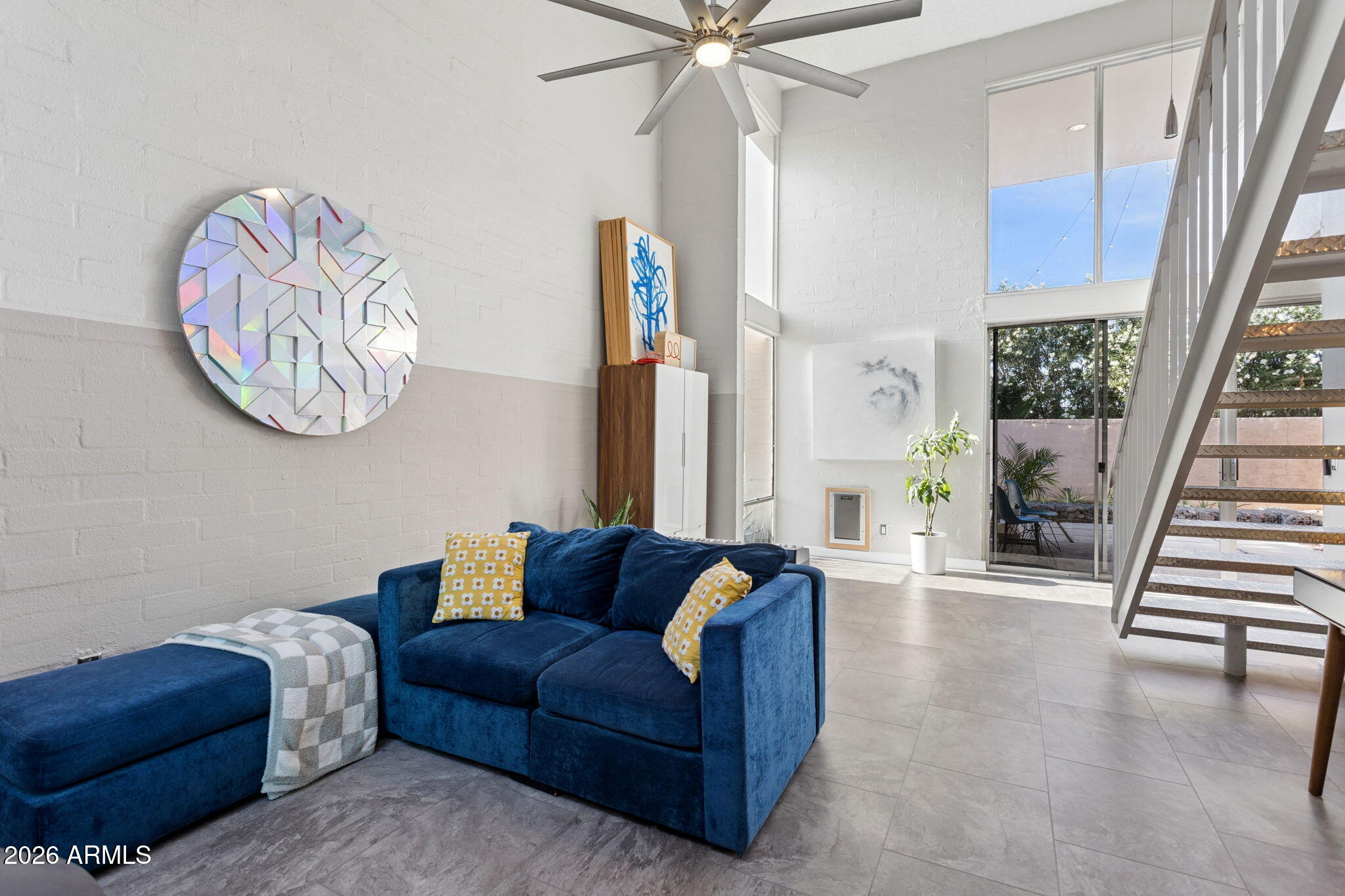 930 South Dobson Road, Unit 7 Mesa, AZ 85202 - Photo 20 of 57 2-story tall ceilings in living room