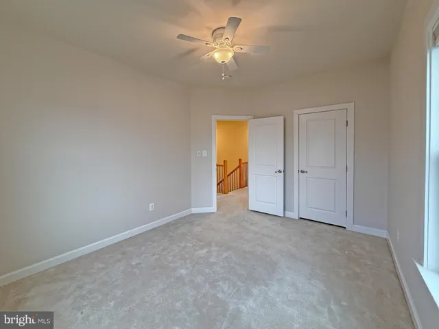 a picture of a black and white photo