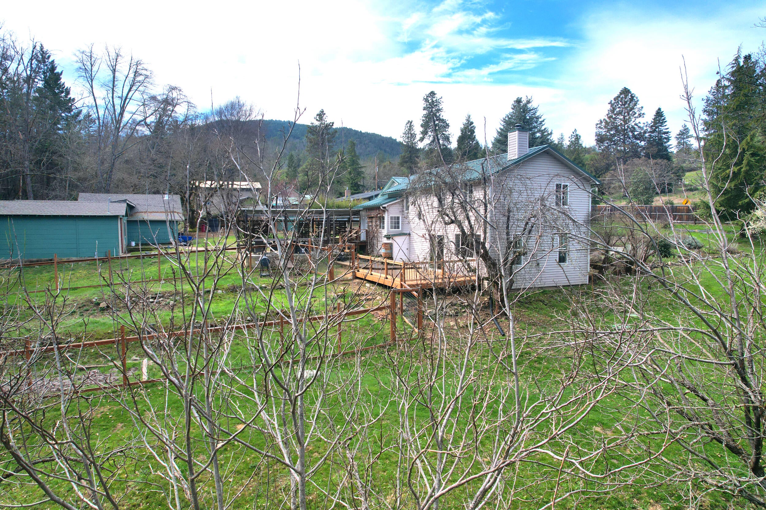 5355 Coleman Creek Road Medford, OR 97501 - Photo 72 of 76 back