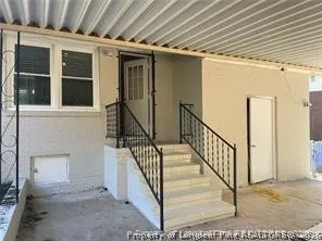 a view of entryway