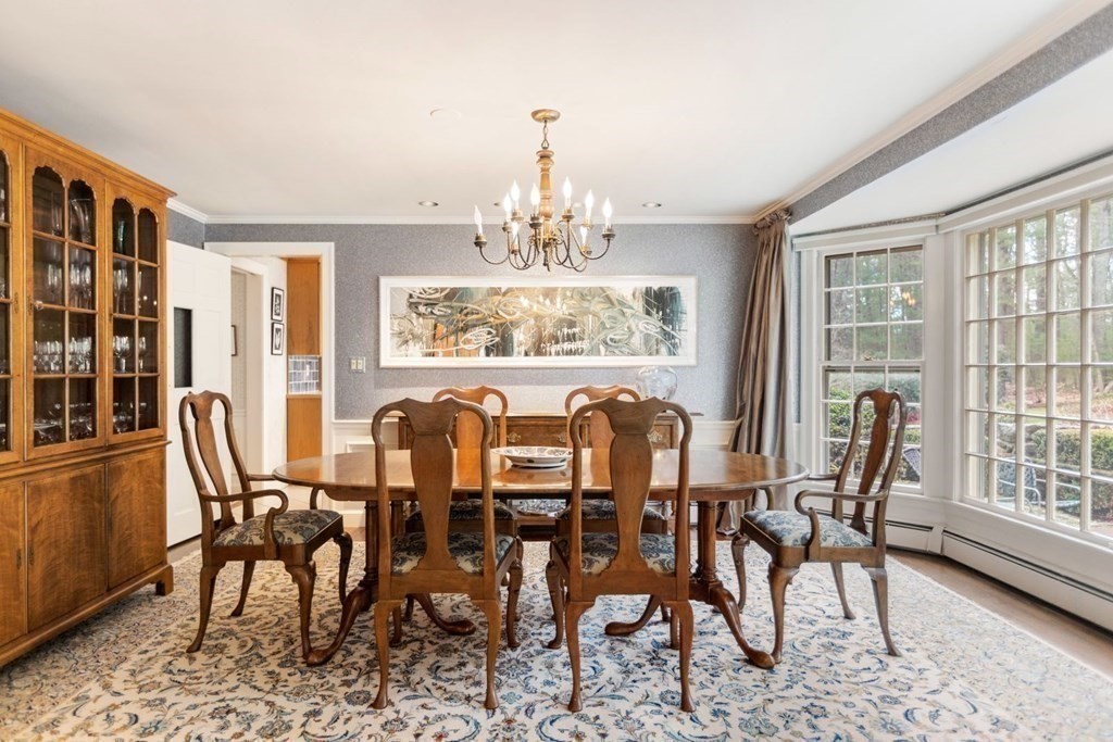 40 Nobscot Road Weston, MA 02493 - Photo 11 of 37 Gallery Image 11