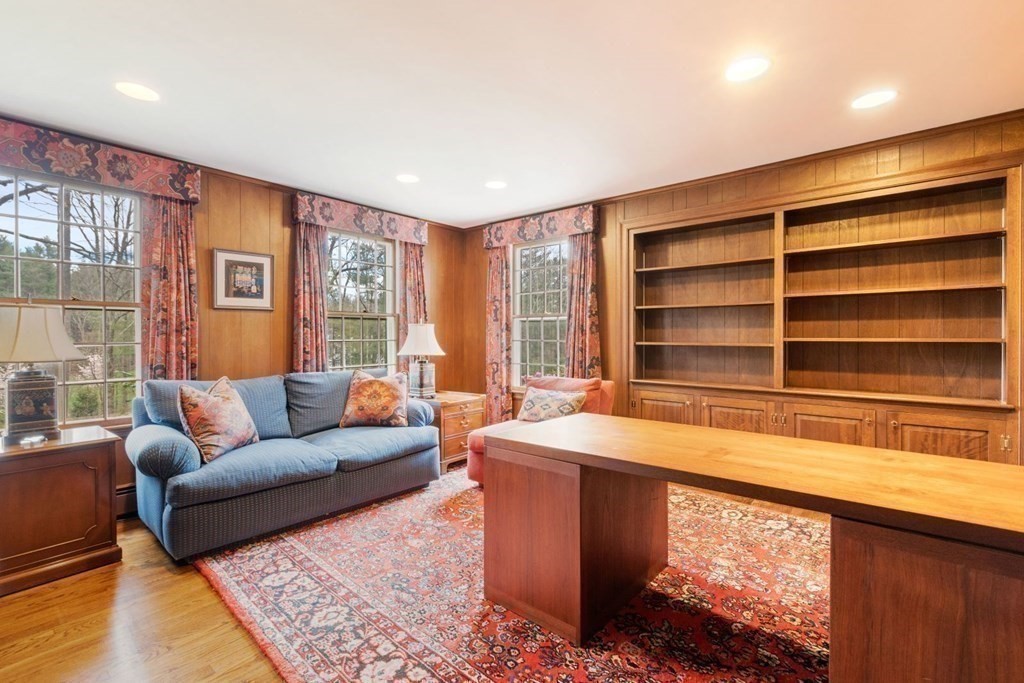 40 Nobscot Road Weston, MA 02493 - Photo 20 of 37 Gallery Image 20