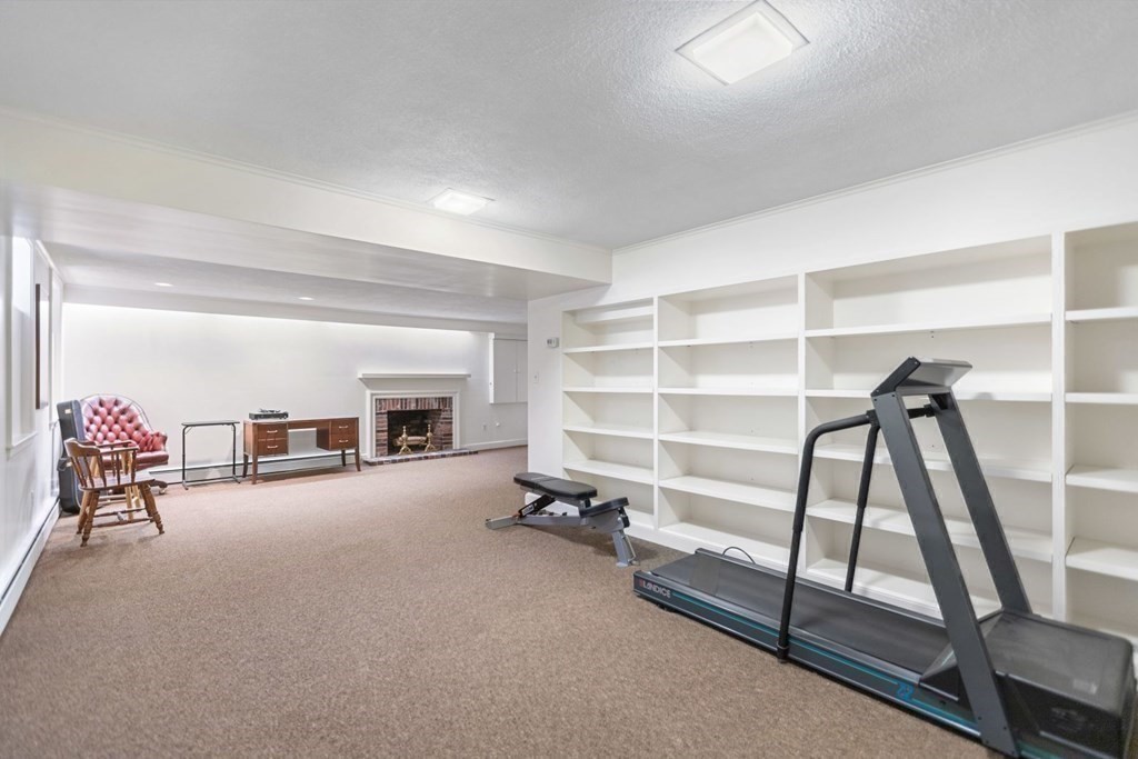 40 Nobscot Road Weston, MA 02493 - Photo 33 of 37 Gallery Image 33