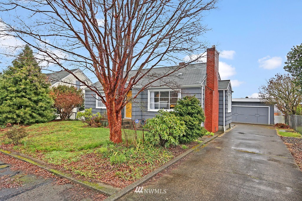 330 Stevens Avenue Southwest Renton, WA 98057 - Photo 2 of 19