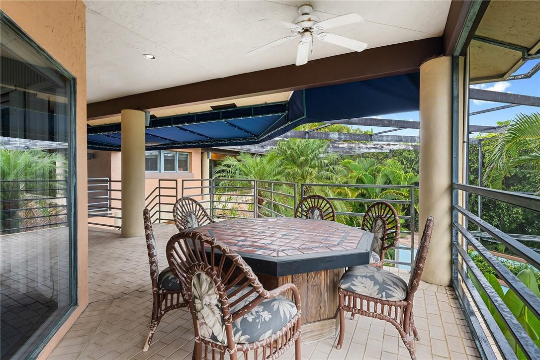 22698 El Dorado Drive Boca Raton, FL 33433 - Photo 45 of 49 guest house balcony