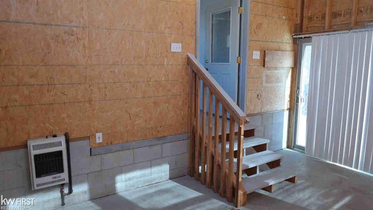 3617 Miller Road Flint, MI 48503 - Photo 24 of 26 21425305-23.JPG