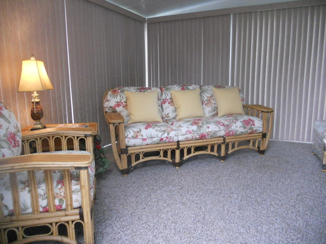 58 Pheasant Road Matteson, IL 60443 - Photo 9 of 20 a bed room with furniture and a window
