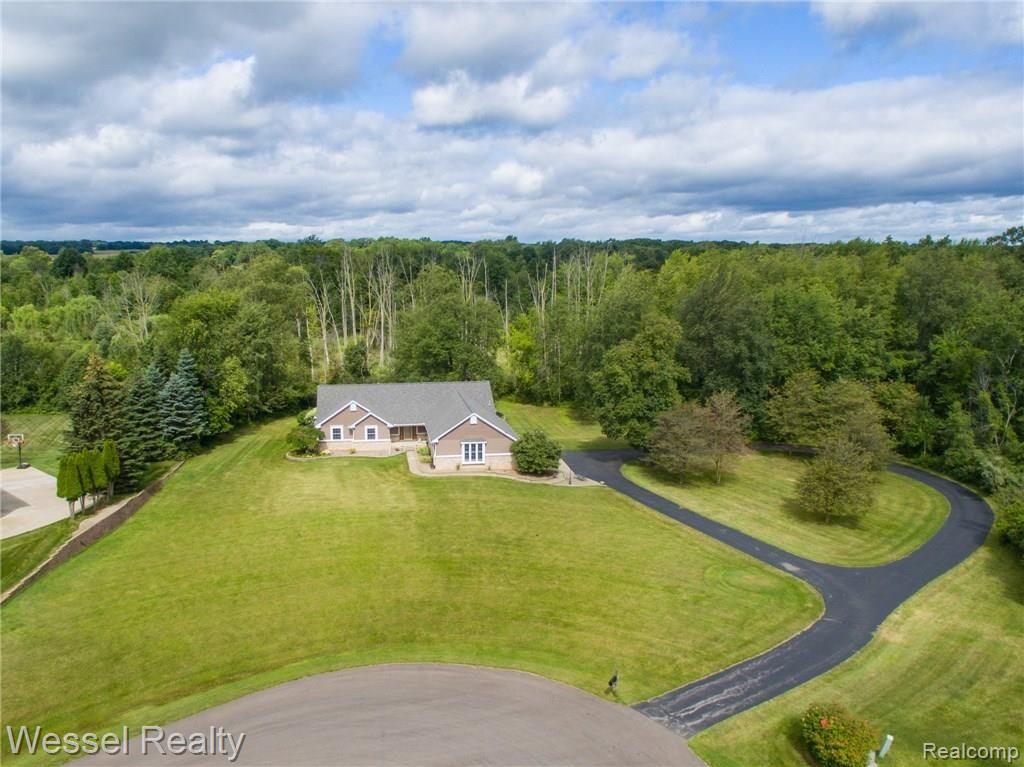 12253 East Ridge Drive Romeo, MI 48065 - Photo 10 of 46 Eridge-10.jpg