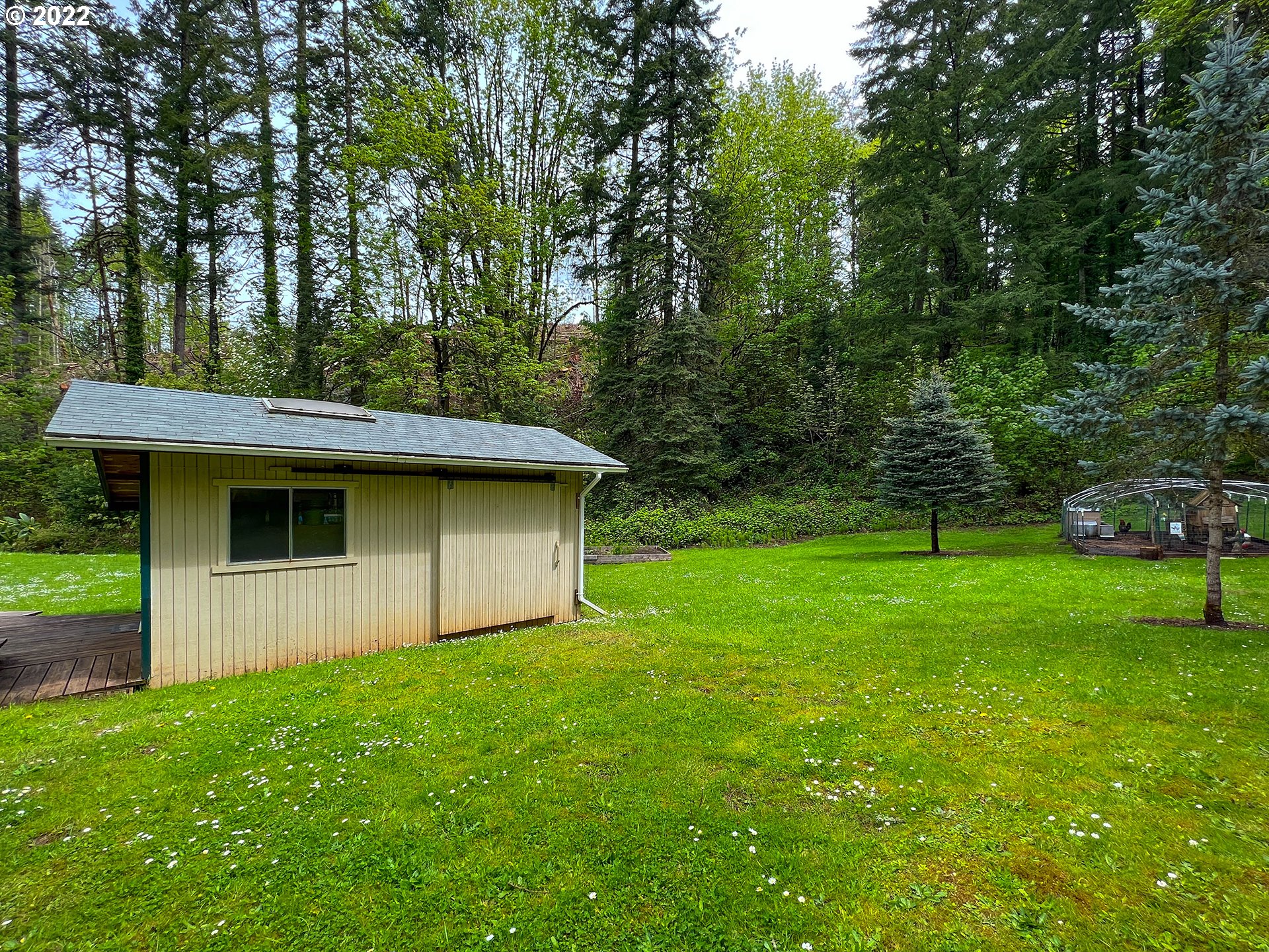 38677 East Cedar Flat Road Springfield, OR 97478 - Photo 23 of 31 Gallery Image 23