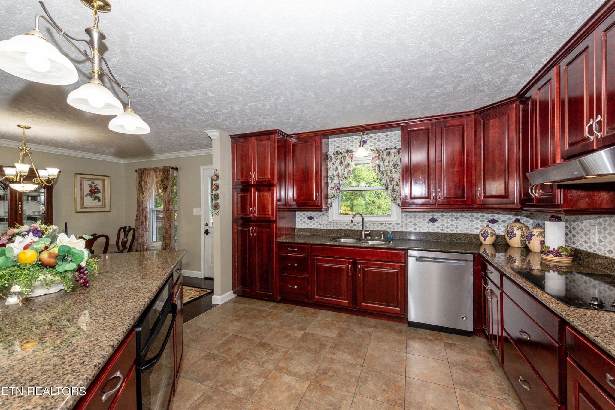 2713 Clover Hill Ridge Road Maryville, TN 37801 - Photo 16 of 51 Gallery Image 16