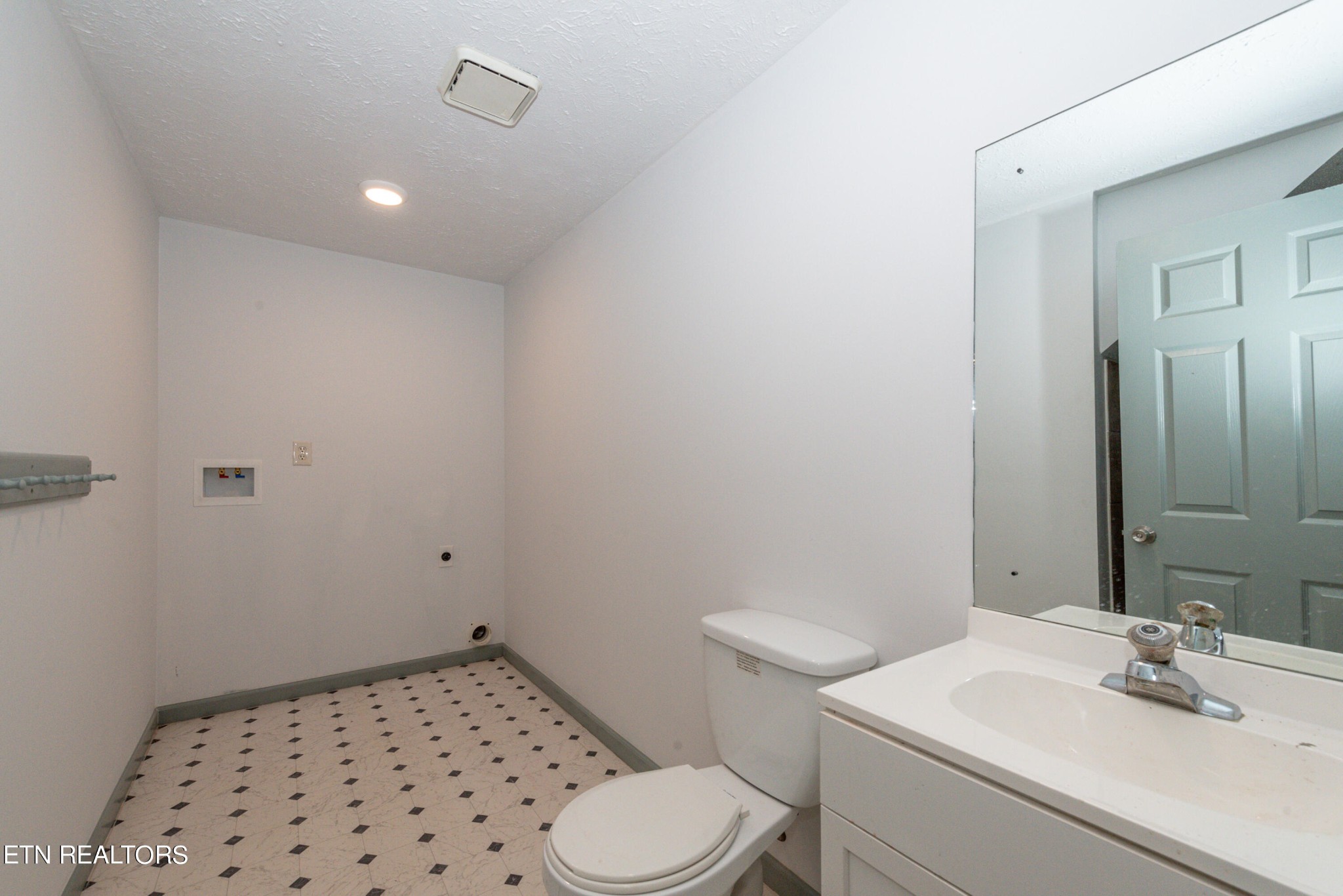 2713 Clover Hill Ridge Road Maryville, TN 37801 - Photo 42 of 51 Gallery Image 42