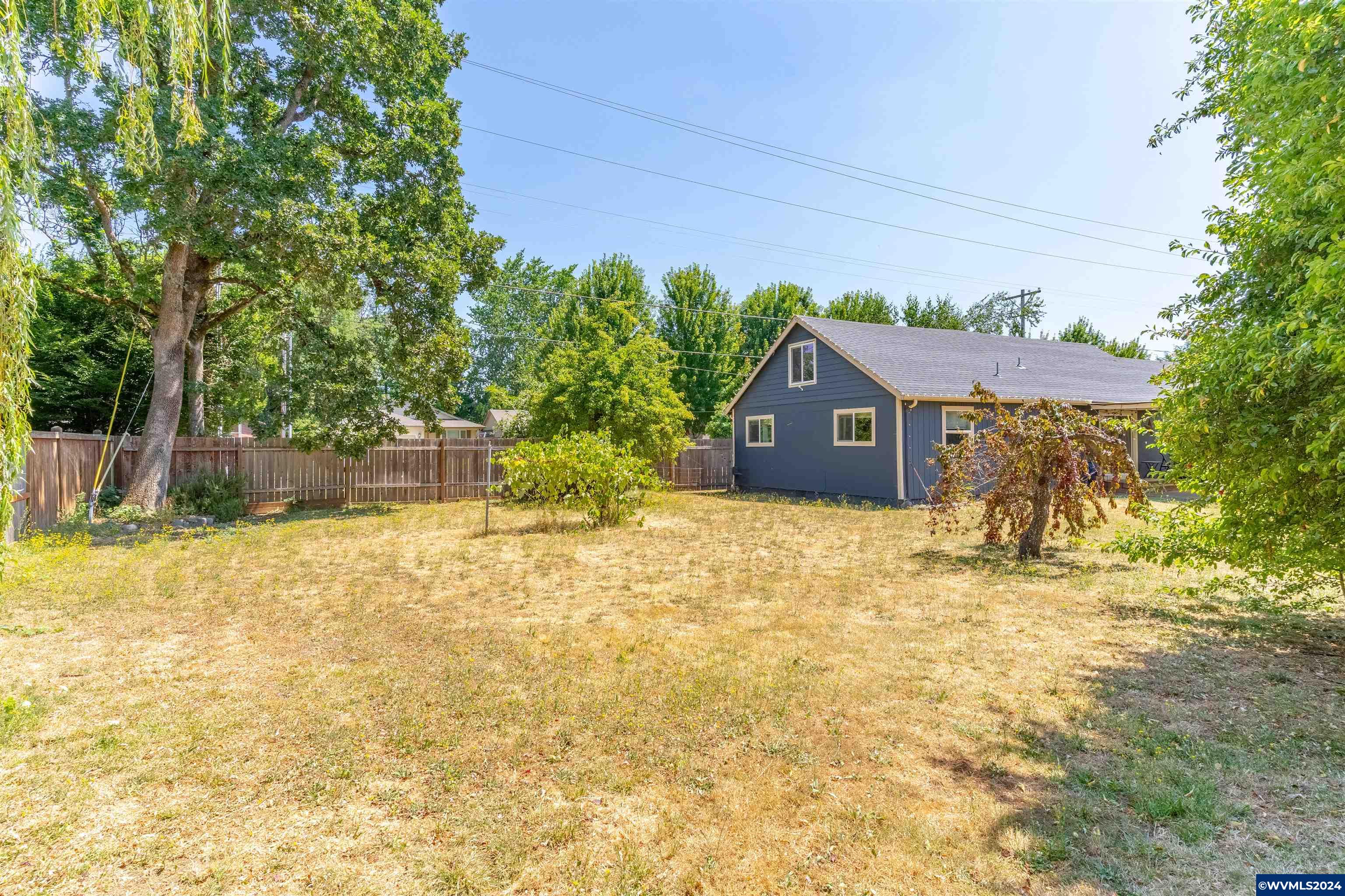 450 Clover Ridge Road Northeast Albany, OR 97322 - Photo 33 of 40