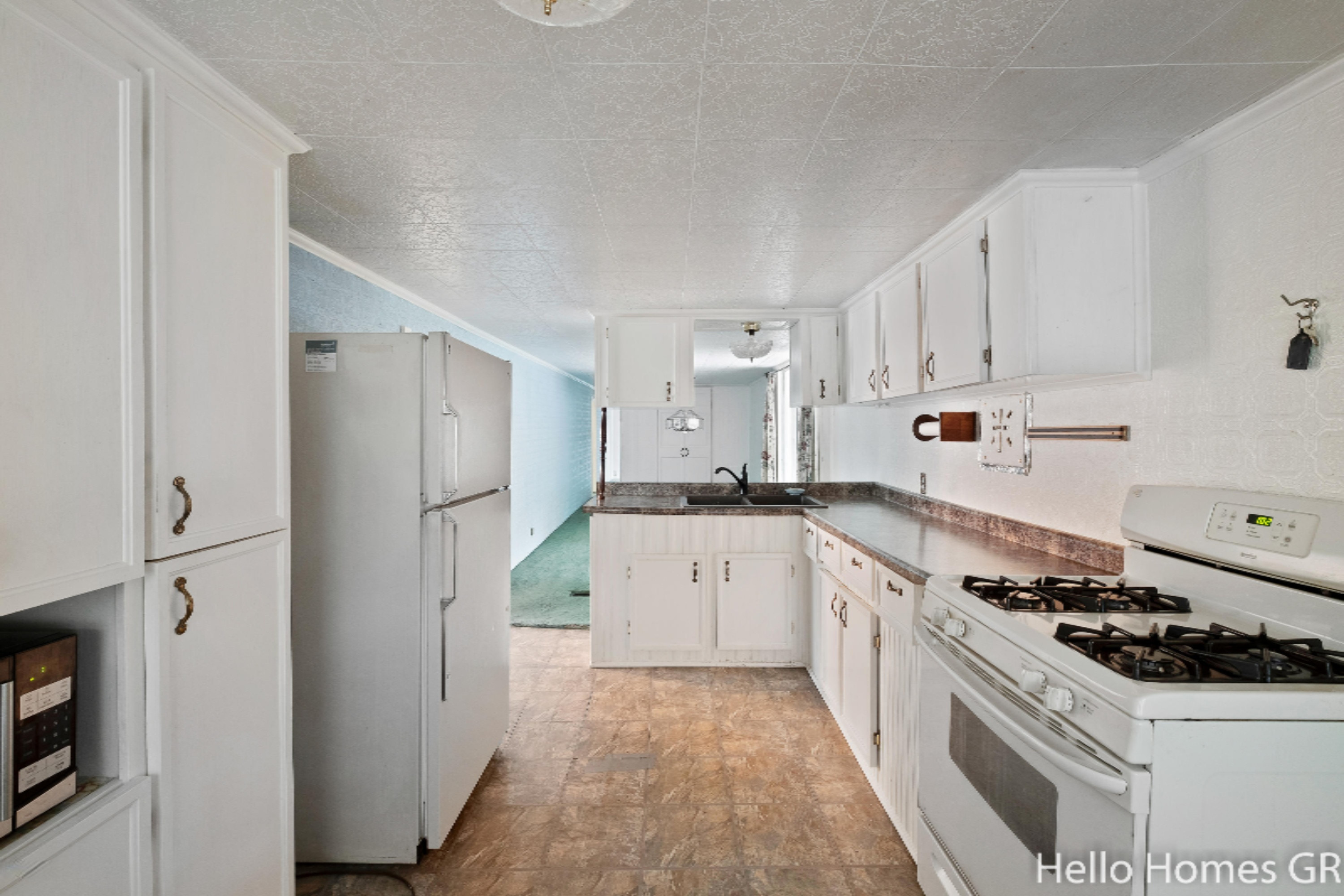 10249 Centerline Road Lowell, MI 49331 - Photo 19 of 25 Kitchen