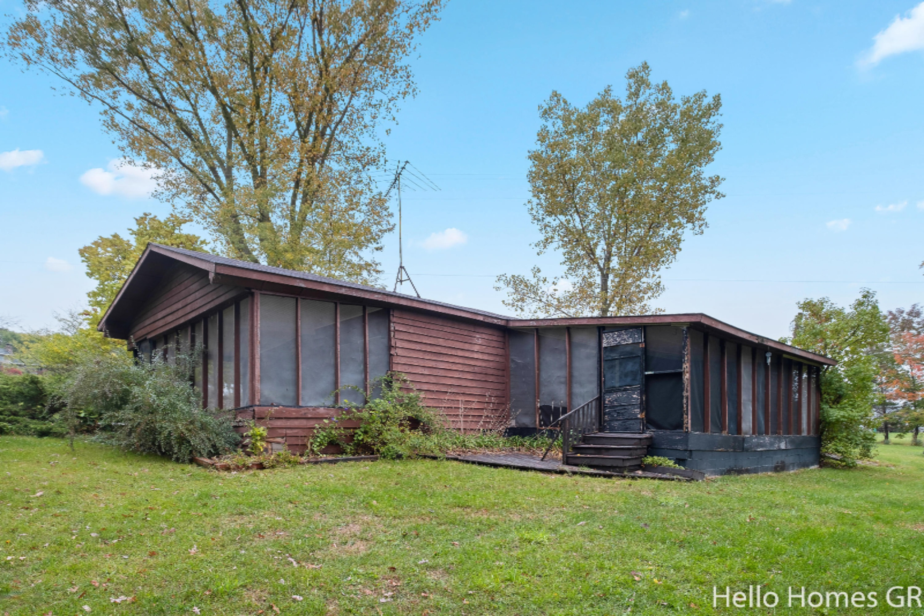 10249 Centerline Road Lowell, MI 49331 - Photo 6 of 25 Exterior