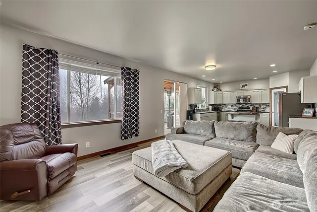 $650,000 | 6810 36th Street Northeast, Marysville, WA 98270