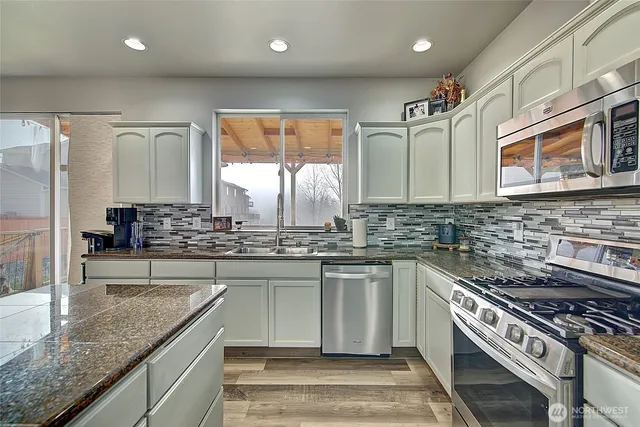 $650,000 | 6810 36th Street Northeast, Marysville, WA 98270