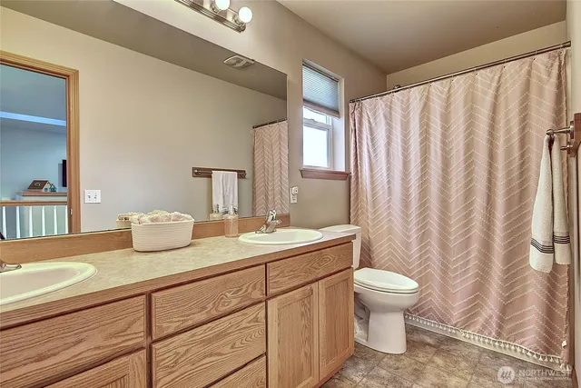 $650,000 | 6810 36th Street Northeast, Marysville, WA 98270