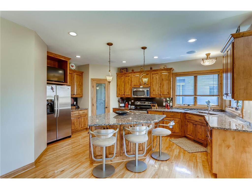 1583 Sparrow Road Waconia, MN 55387 - Photo 9 of 26 Gallery Image 9