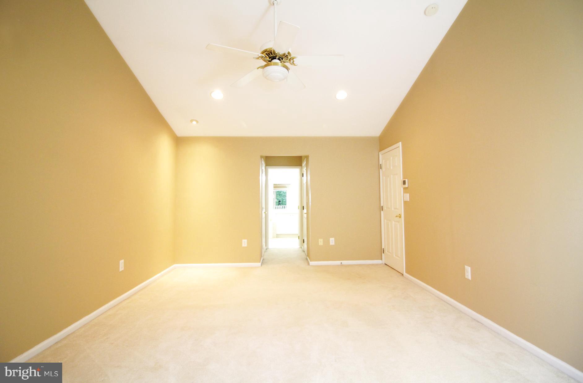 334 Watkins Road Pennington, NJ 08534 - Photo 15 of 39