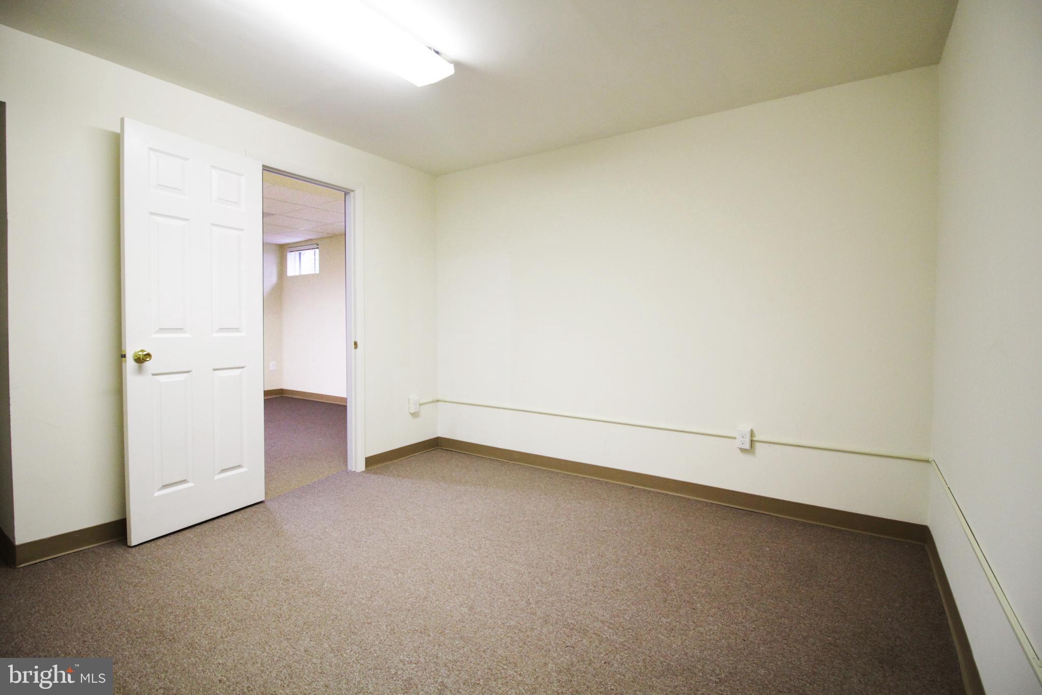334 Watkins Road Pennington, NJ 08534 - Photo 32 of 39