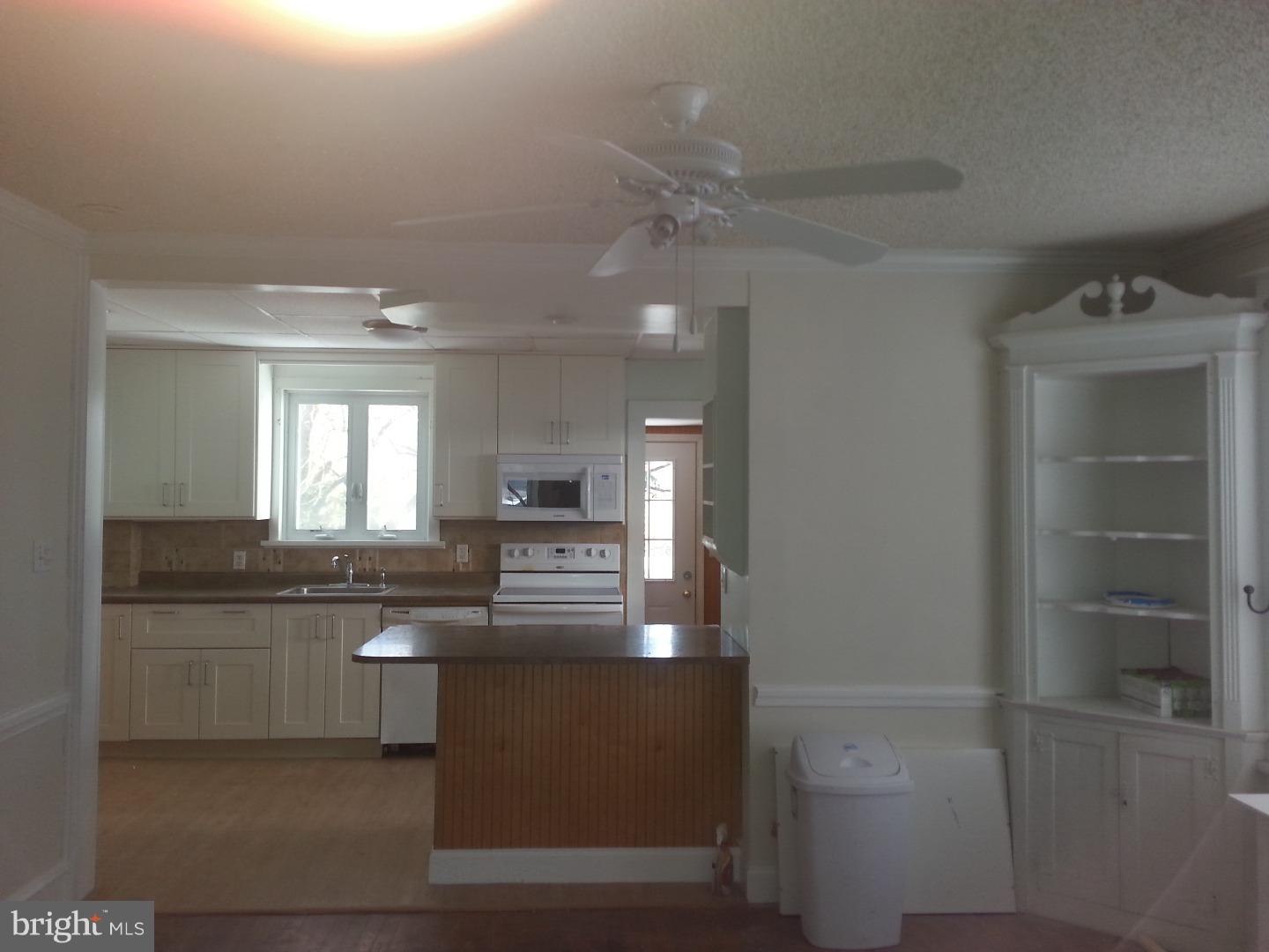 128 East Chelton Road Brookhaven, PA 19015 - Photo 8 of 10 Gallery Image 8