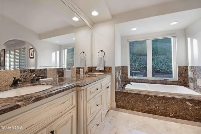 $2,375,000 | 6805 Aviano Drive, Camarillo, CA 93012