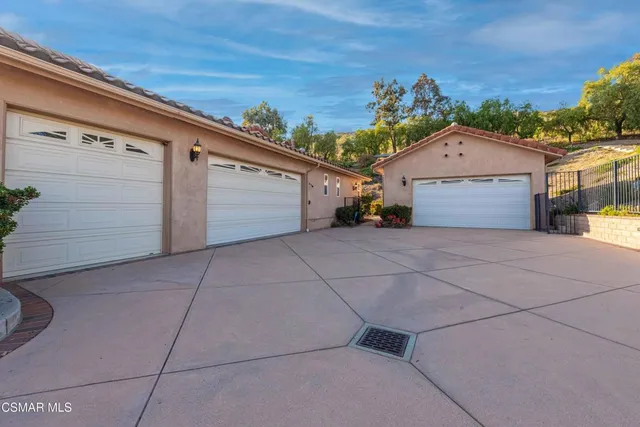 $2,375,000 | 6805 Aviano Drive, Camarillo, CA 93012