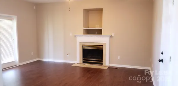 $2,400 | 2319 Comfrey Court, Charlotte, NC 28213