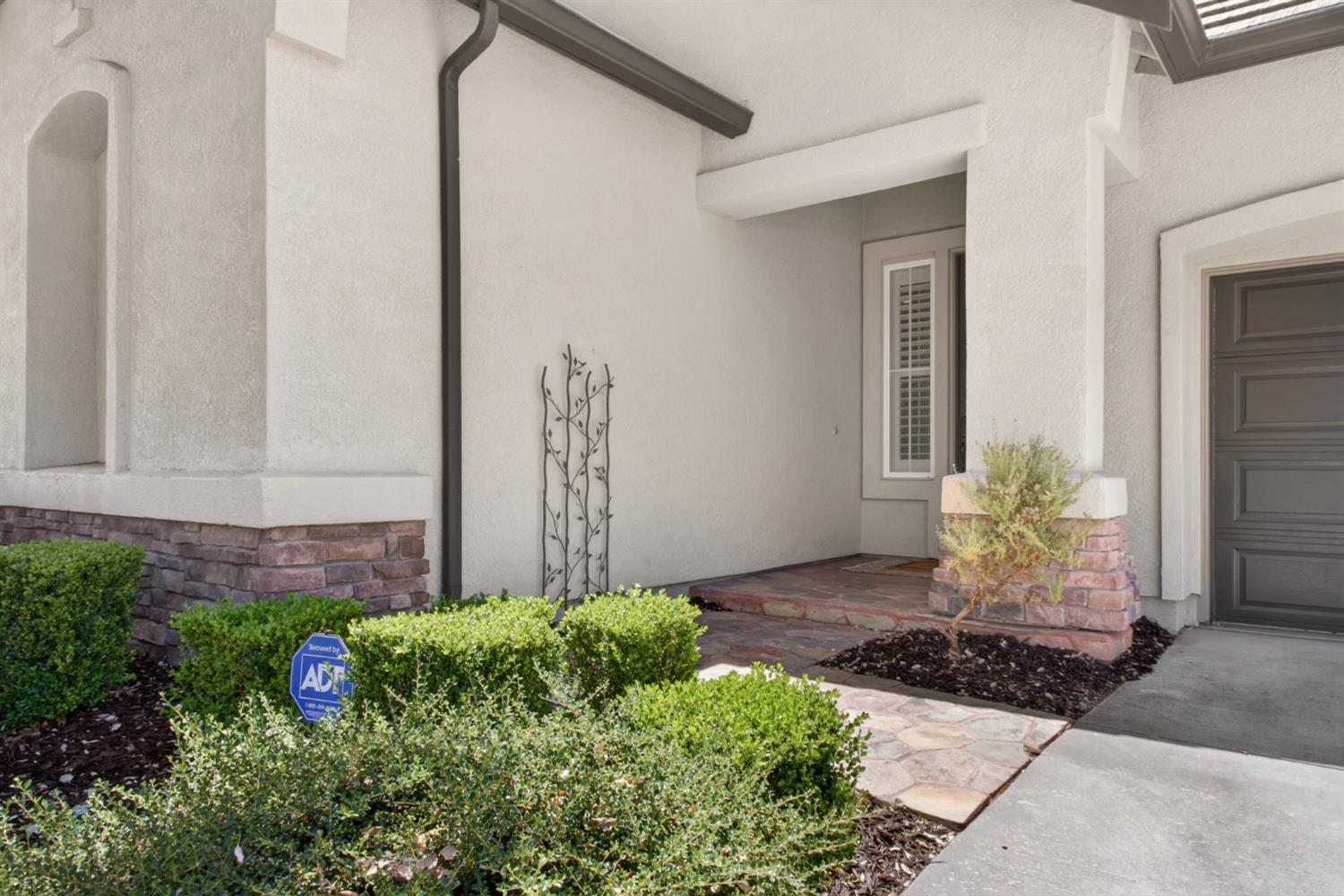 9016 Tee Patterson, CA 95363 - Photo 4 of 46