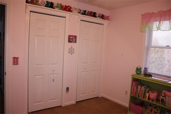 140 Barrington Road Longmeadow, MA 01106 - Photo 15 of 27 Gallery Image 15