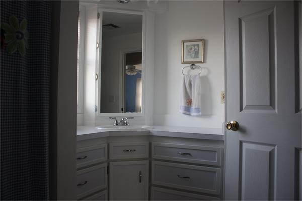 140 Barrington Road Longmeadow, MA 01106 - Photo 17 of 27 Gallery Image 17