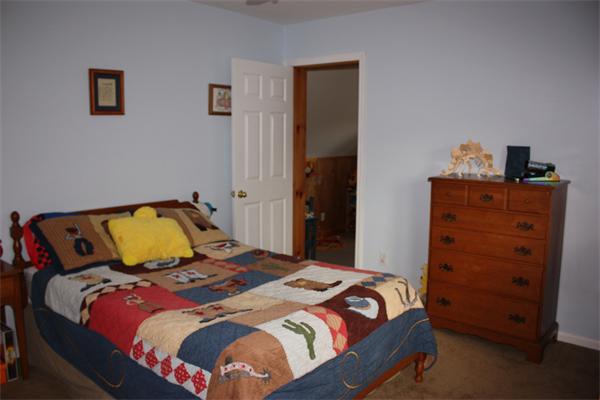 140 Barrington Road Longmeadow, MA 01106 - Photo 19 of 27 Gallery Image 19
