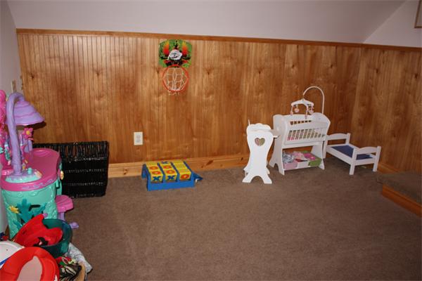 140 Barrington Road Longmeadow, MA 01106 - Photo 20 of 27 Gallery Image 20