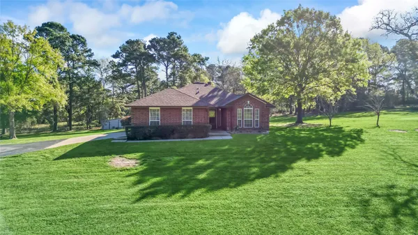 $399,999 | 13 Westwood Drive, Huntsville, TX 77320