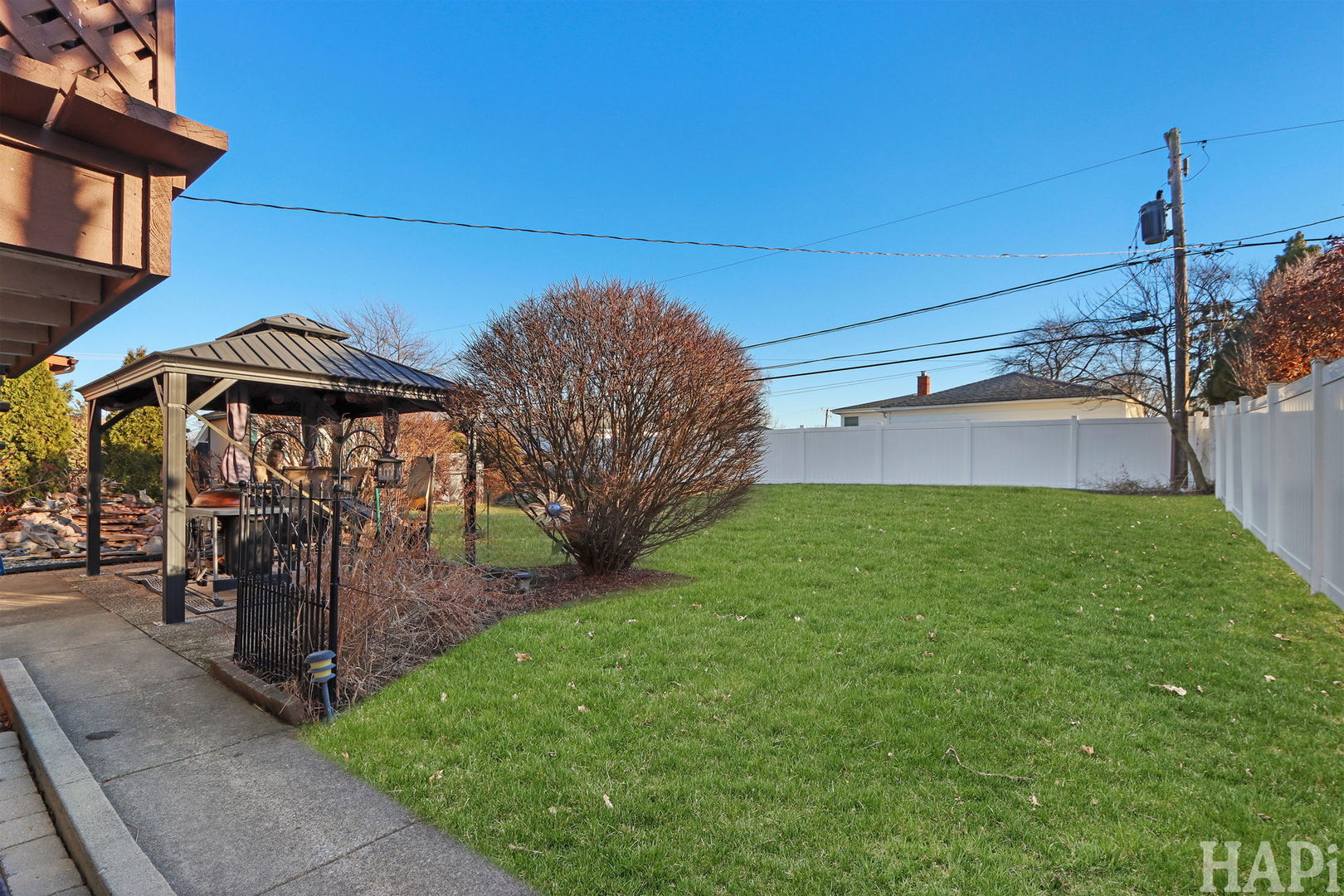 411 West Diversey Avenue Addison, IL 60101 - Photo 21 of 23 a view of a backyard with sitting area